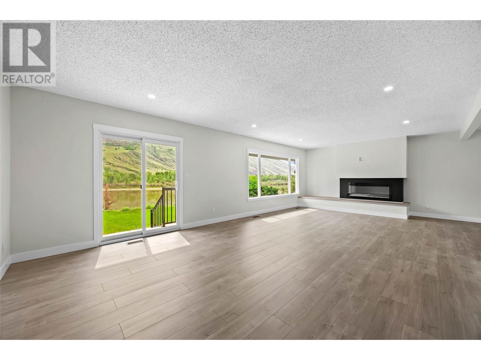 3279 Schubert Road, Kamloops, British Columbia  V2B 6Y4 - Photo 21 - 10351336