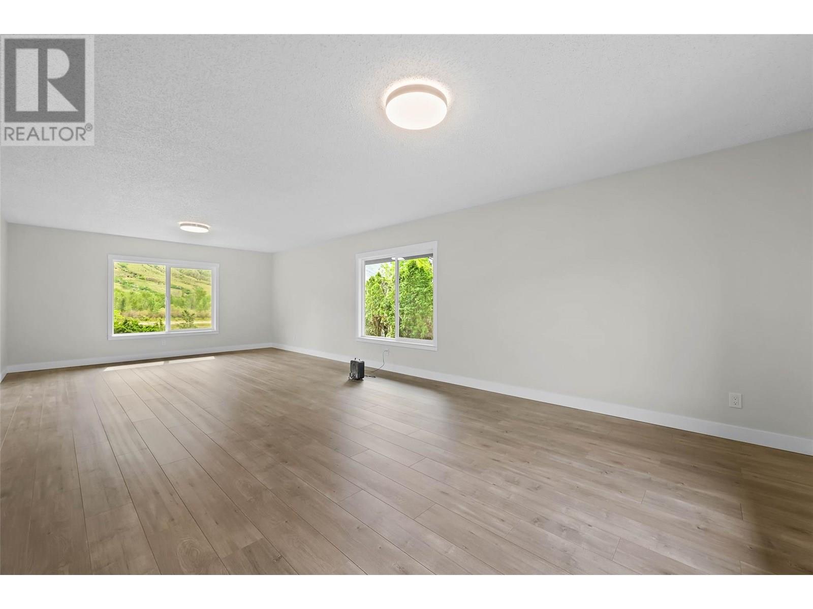 3279 Schubert Road, Kamloops, British Columbia  V2B 6Y4 - Photo 17 - 10351336