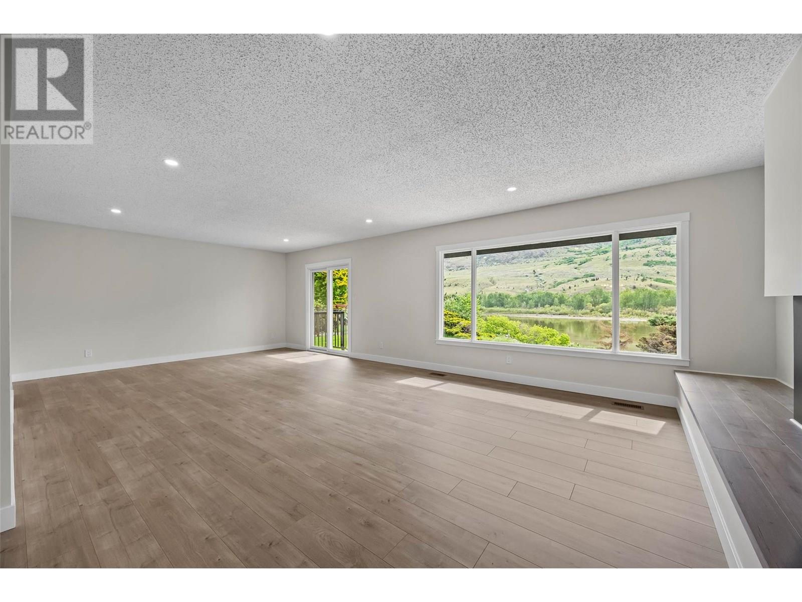 3279 Schubert Road, Kamloops, British Columbia  V2B 6Y4 - Photo 20 - 10351336