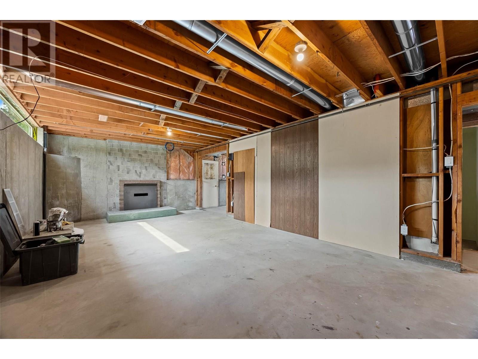 3279 Schubert Road, Kamloops, British Columbia  V2B 6Y4 - Photo 33 - 10351336