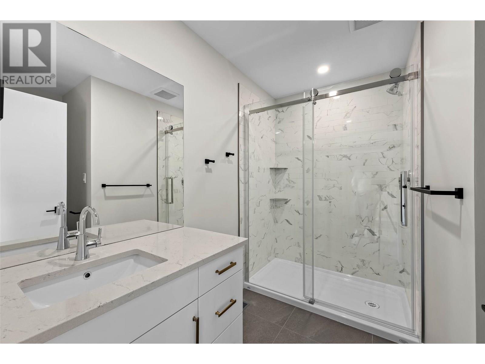 3279 Schubert Road, Kamloops, British Columbia  V2B 6Y4 - Photo 27 - 10351336