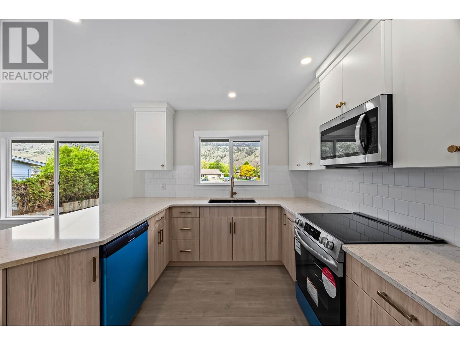 3279 Schubert Road, Kamloops, British Columbia  V2B 6Y4 - Photo 13 - 10351336