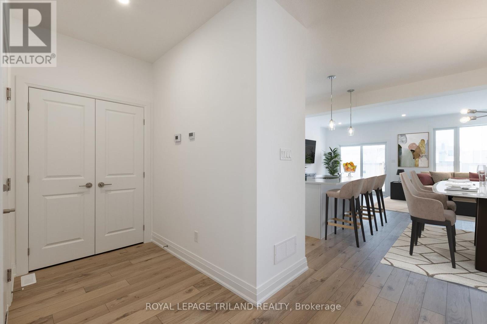 8 - 101 Swales Avenue, Strathroy-Caradoc (Sw), Ontario  N7G 0C1 - Photo 11 - X12212708