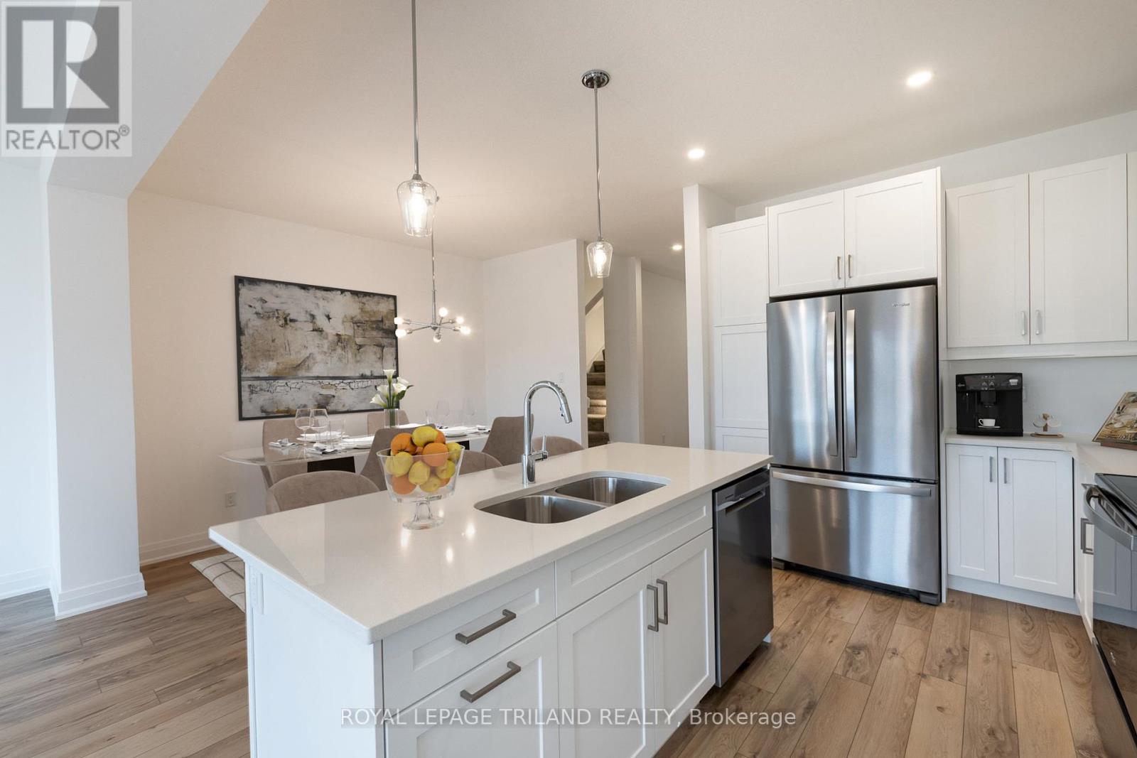 8 - 101 Swales Avenue, Strathroy-Caradoc (Sw), Ontario  N7G 0C1 - Photo 17 - X12212708