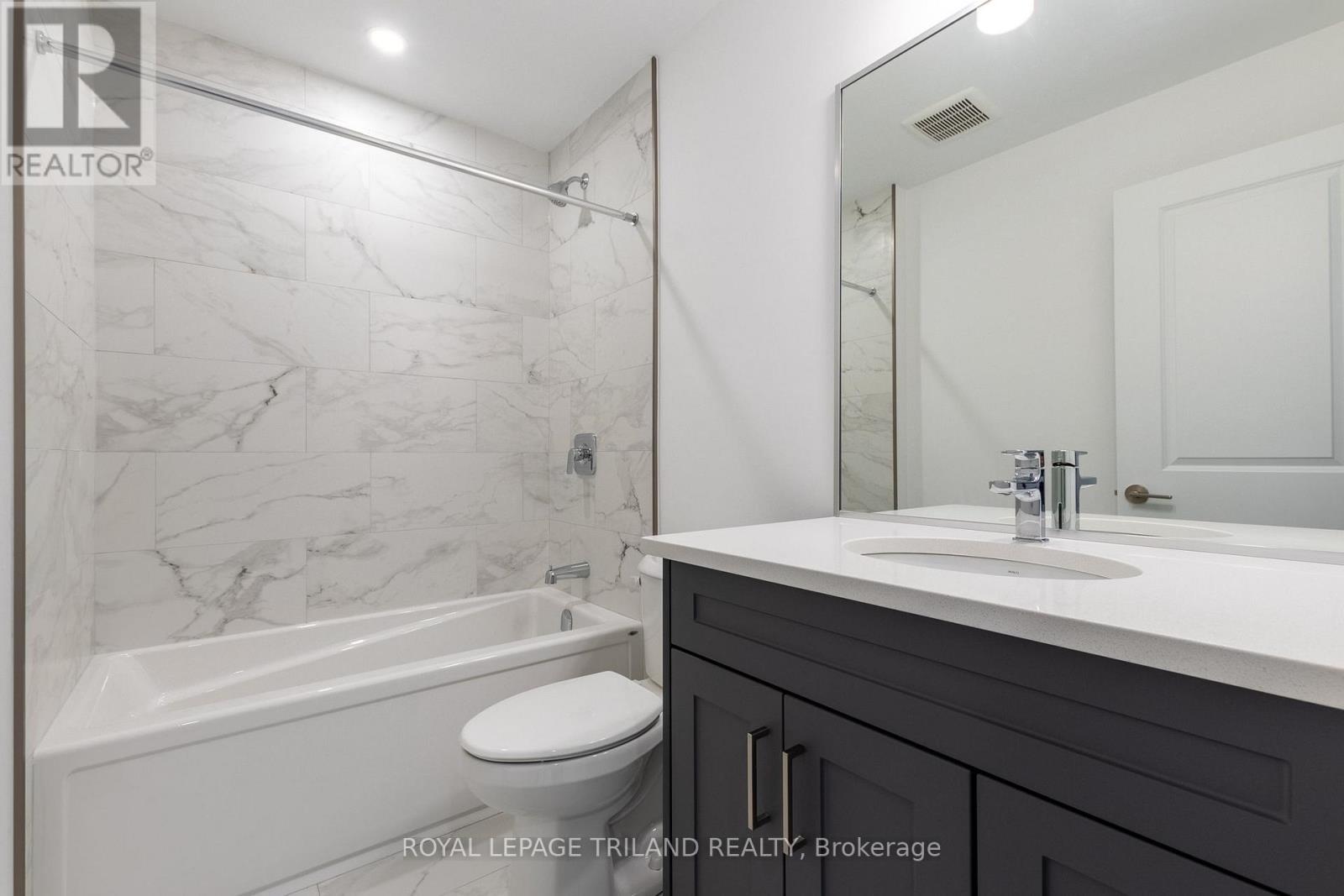 8 - 101 Swales Avenue, Strathroy-Caradoc (Sw), Ontario  N7G 0C1 - Photo 30 - X12212708