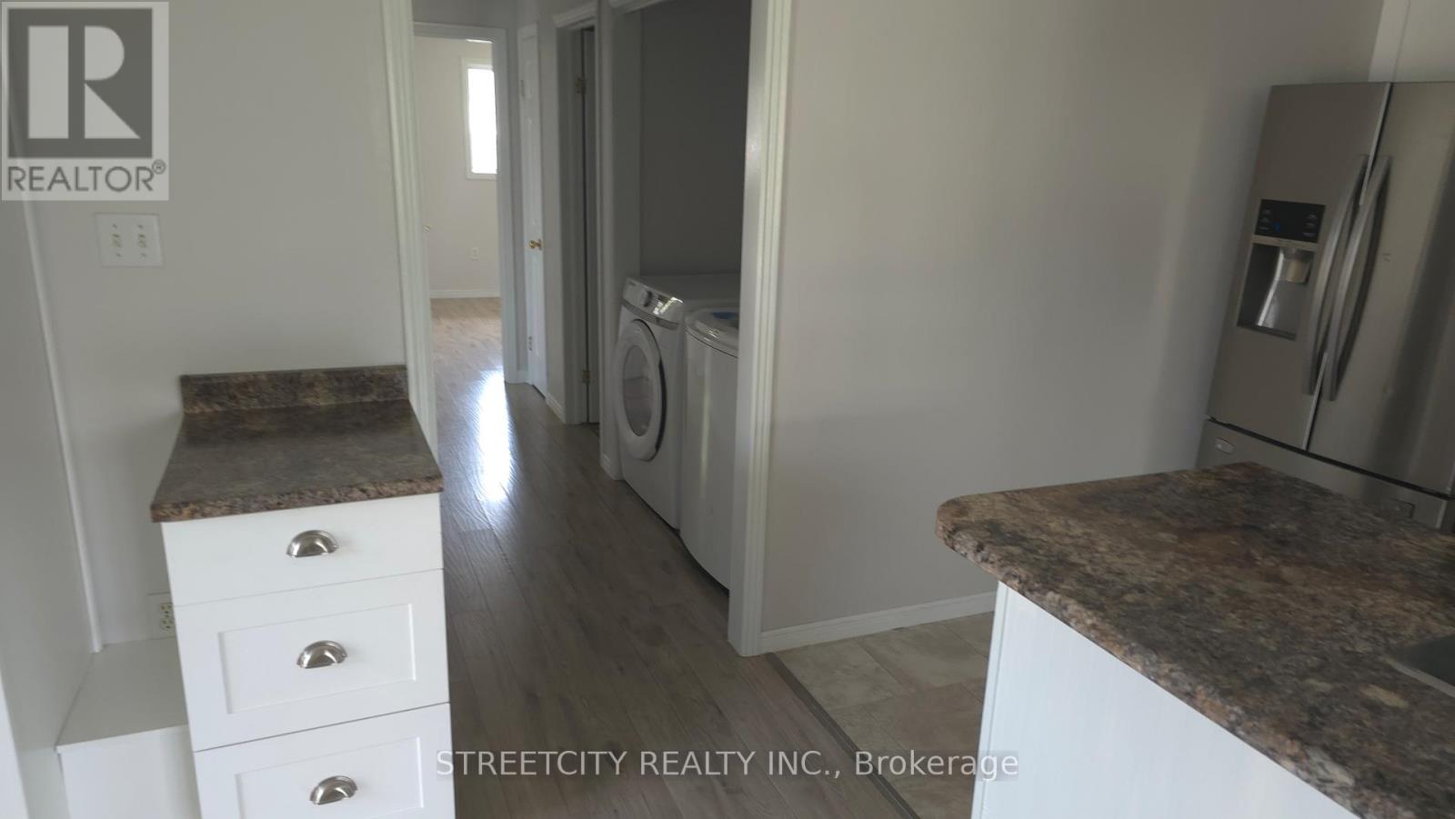 18 Rodney Crescent, St. Thomas, Ontario  N5R 6E1 - Photo 12 - X12212788