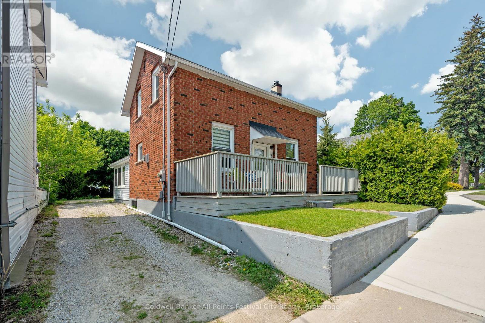 792 Huron Terrace, Kincardine, Ontario  N2Z 2Y1 - Photo 5 - X12212469