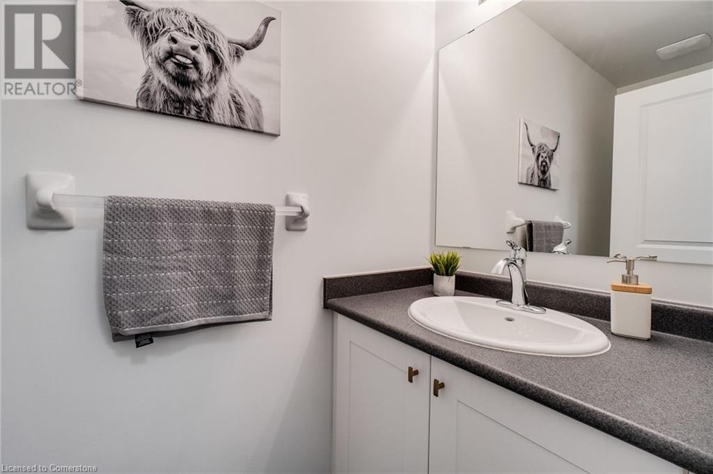 135 Hardcastle Drive Unit# 27, Cambridge, Ontario  N1S 0B6 - Photo 18 - 40739590