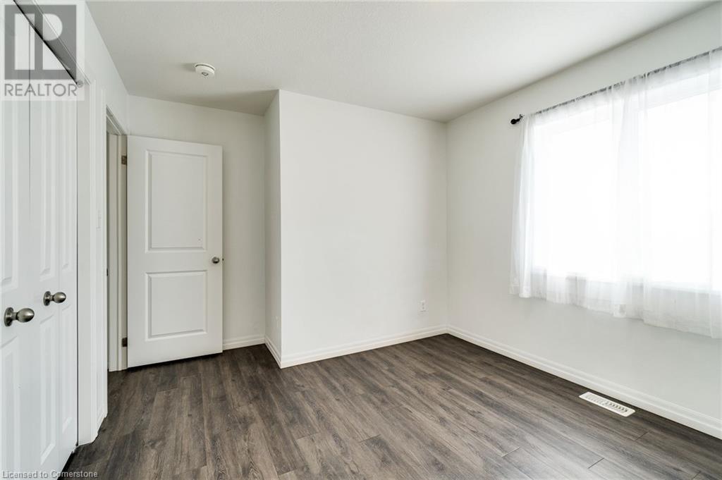 135 Hardcastle Drive Unit# 27, Cambridge, Ontario  N1S 0B6 - Photo 27 - 40739590