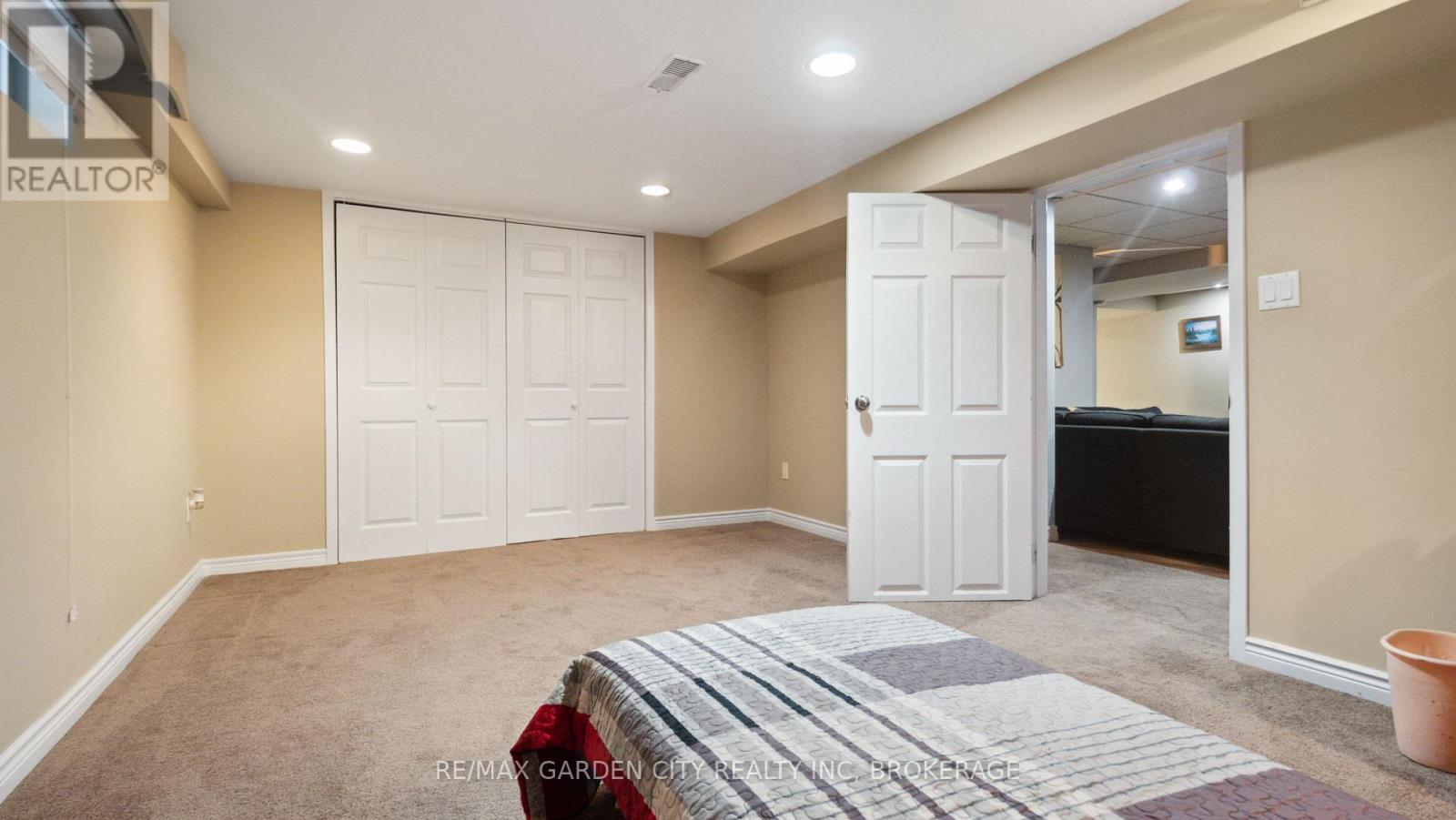 6276 Moretta Drive, Niagara Falls (Stamford), Ontario  L2J 4H4 - Photo 16 - X12212918