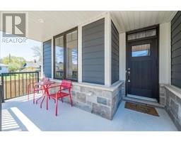 14 TURBINIA Court, Grimsby, Ontario