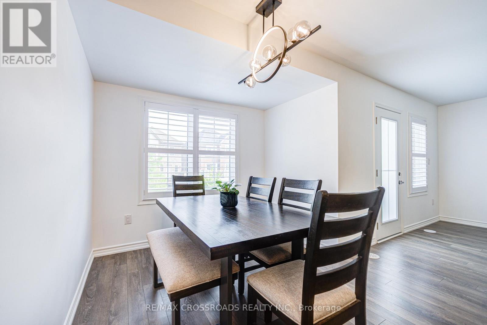 13 Goldeye Street, Whitby, Ontario  L1P 0E5 - Photo 3 - E12210366