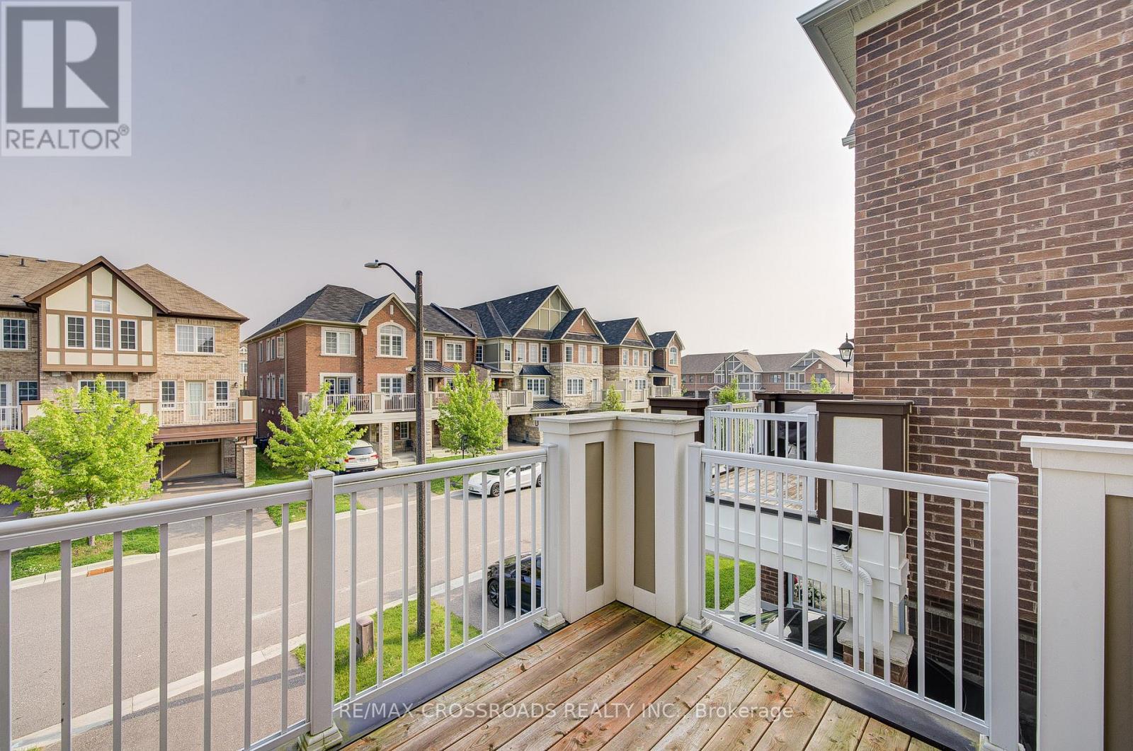 13 Goldeye Street, Whitby, Ontario  L1P 0E5 - Photo 9 - E12210366