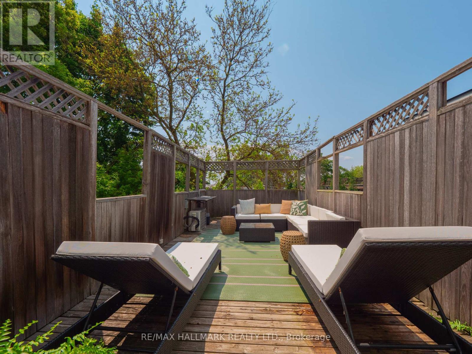 67 Langley Avenue, Toronto (North Riverdale), Ontario  M4K 1B4 - Photo 36 - E12212477
