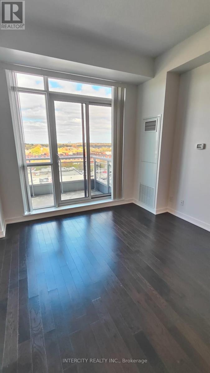 804 - 9205 Yonge Street, Richmond Hill, Ontario  L4C 1V5 - Photo 5 - N12144889