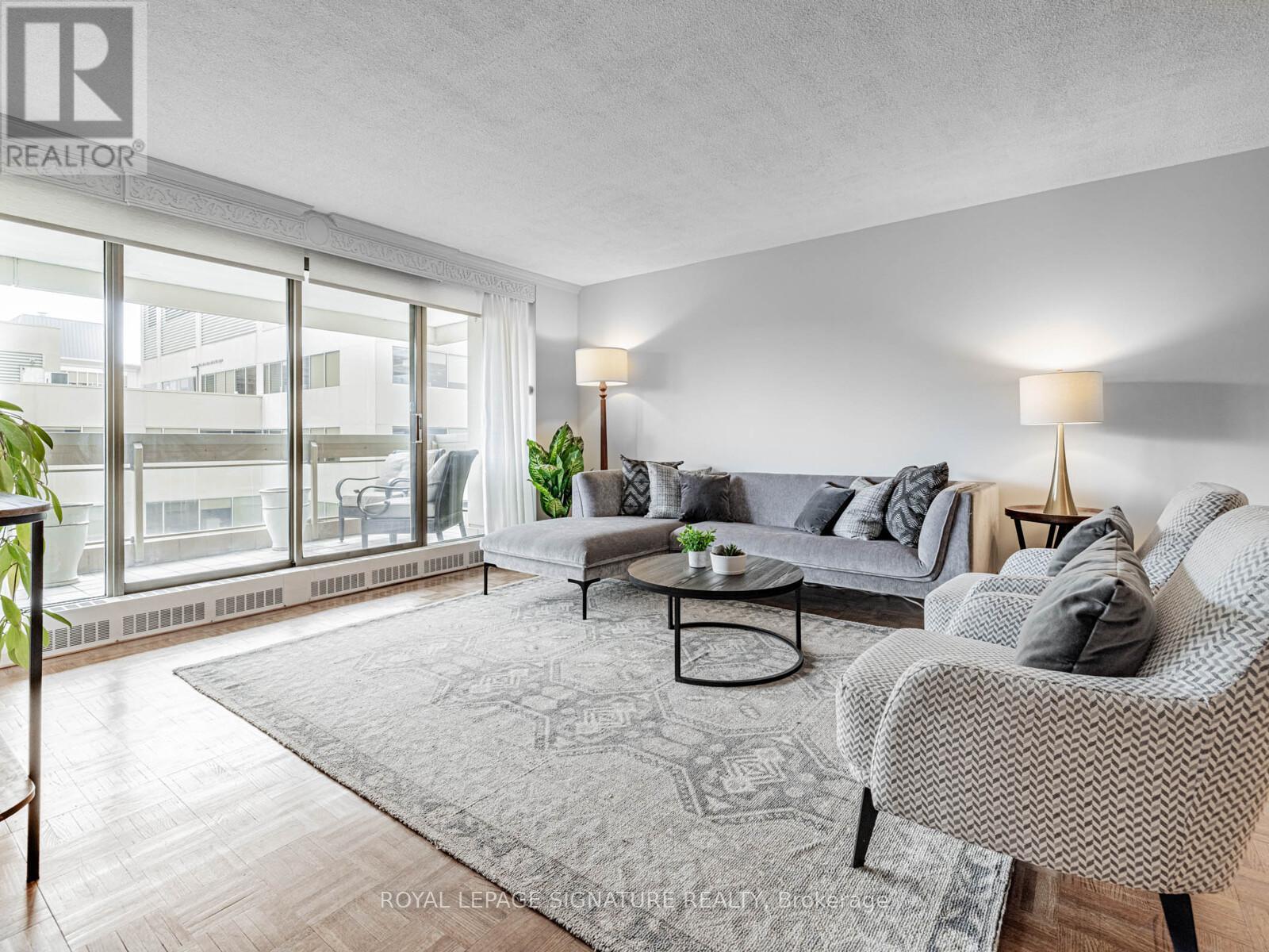 1104 - 61 St Clair Avenue W, Toronto (Yonge-St. Clair), Ontario  M4V 2Y8 - Photo 7 - C12101579