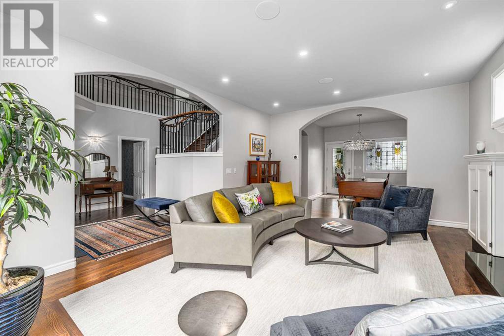 Property at 17 Patterson Park SW image 4