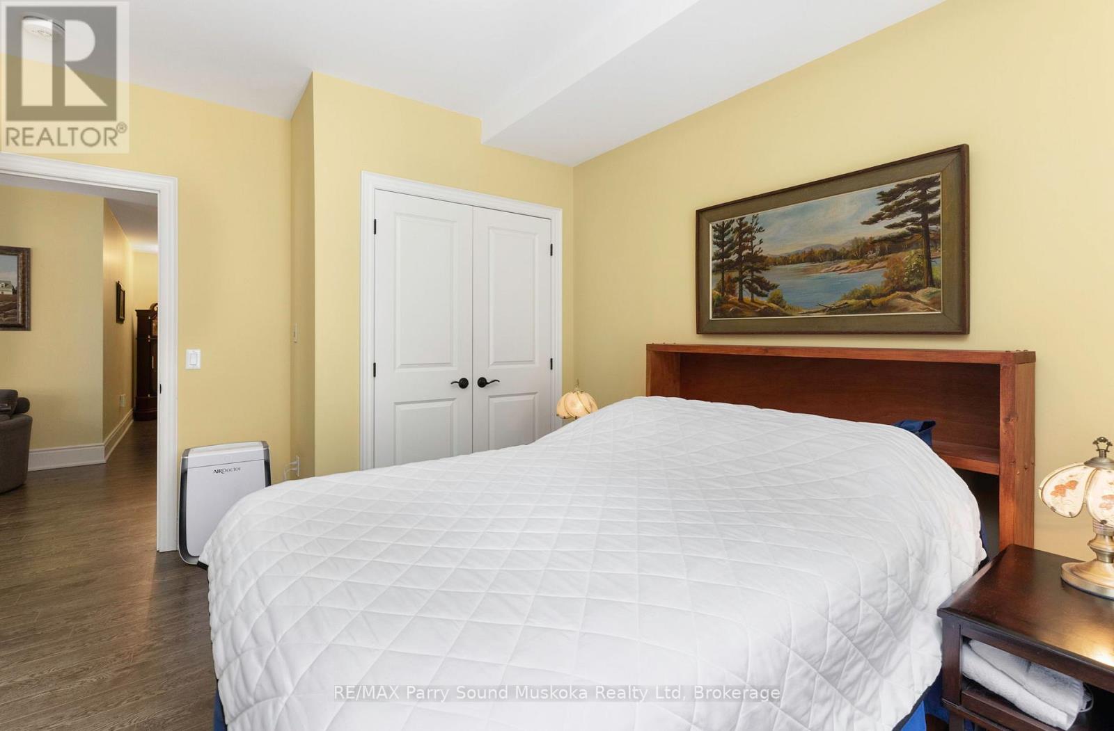 303 - 11b Salt Dock Road, Parry Sound, Ontario  P2A 3B6 - Photo 18 - X12212818