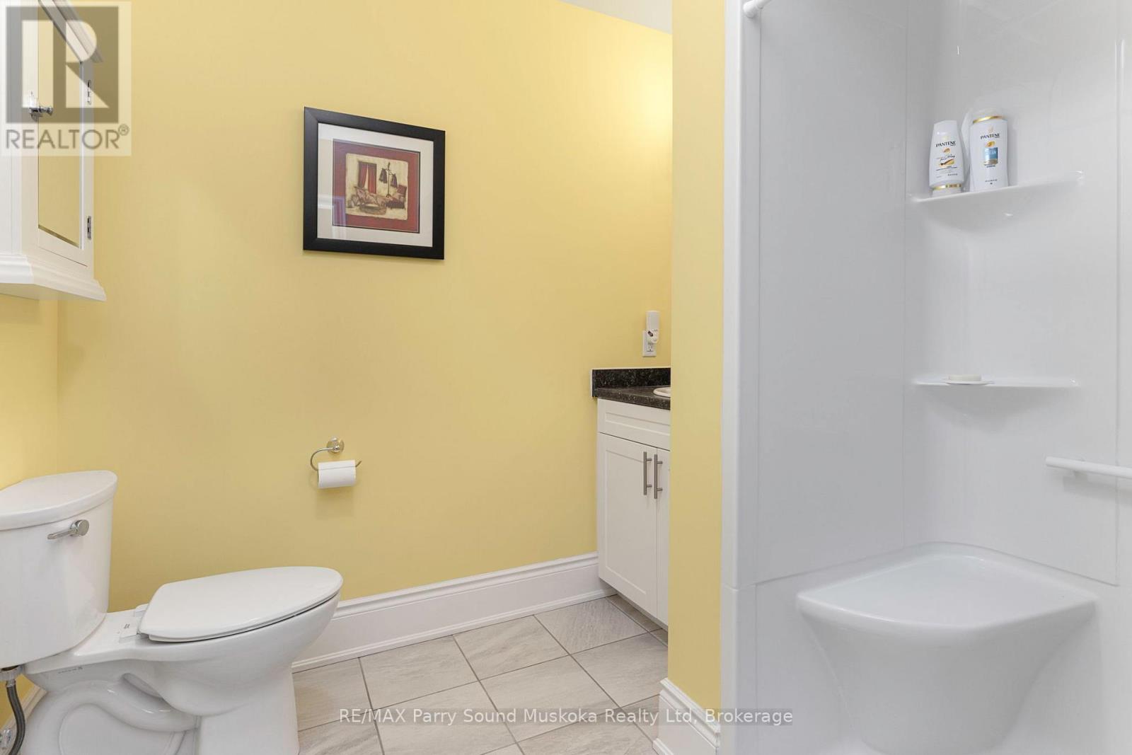 303 - 11b Salt Dock Road, Parry Sound, Ontario  P2A 3B6 - Photo 22 - X12212818