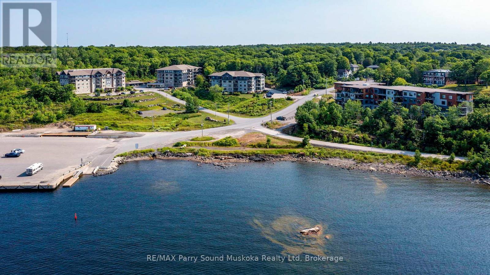 303 - 11b Salt Dock Road, Parry Sound, Ontario  P2A 3B6 - Photo 4 - X12212818