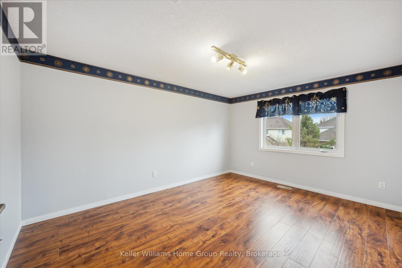 60 Camm Crescent, Guelph, Ontario  N1L 1K2 - Photo 21 - X12212827