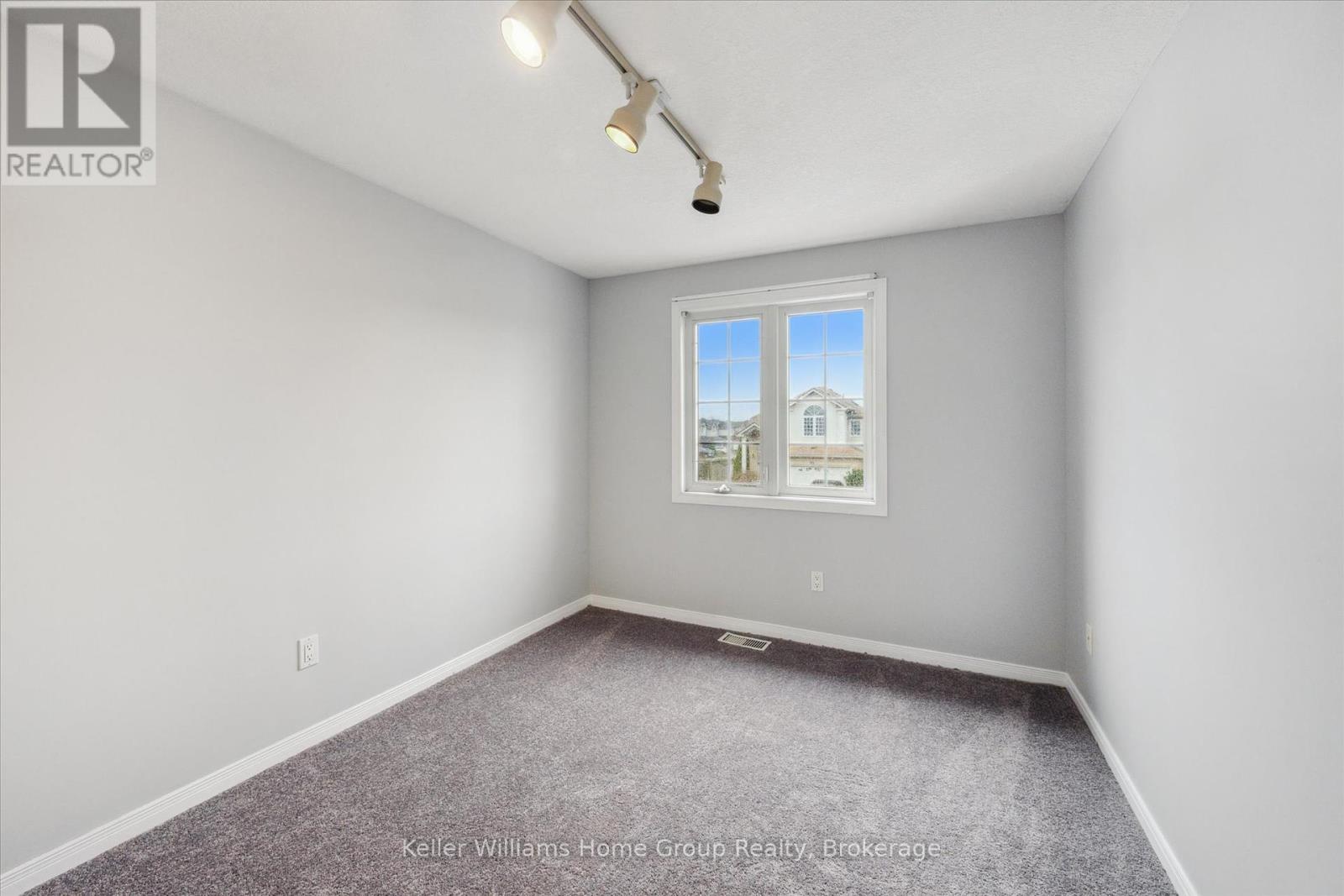 60 Camm Crescent, Guelph, Ontario  N1L 1K2 - Photo 23 - X12212827