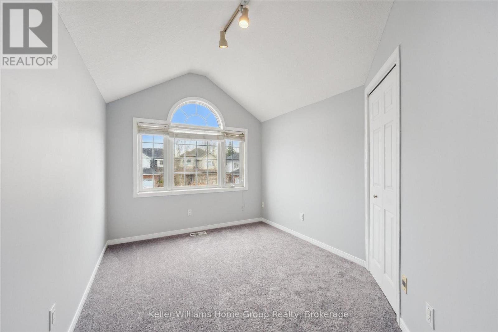 60 Camm Crescent, Guelph, Ontario  N1L 1K2 - Photo 24 - X12212827