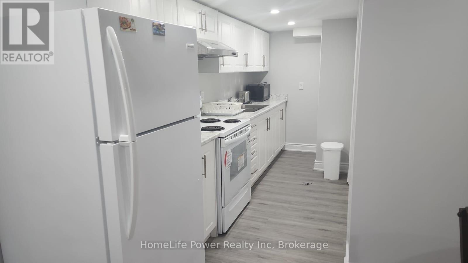 Basement - 43 Saddlebrook Court W, Kitchener, Ontario  N2R 1W7 - Photo 3 - X12212898