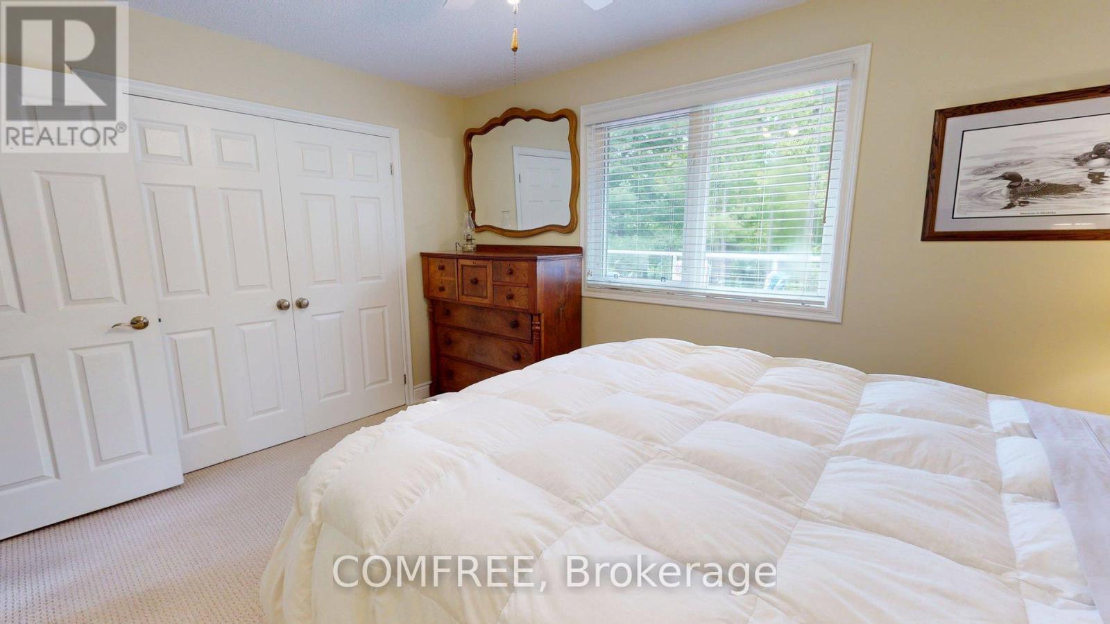 63 Bailey Crescent, Tiny, Ontario  L0L 2T0 - Photo 11 - S12212903