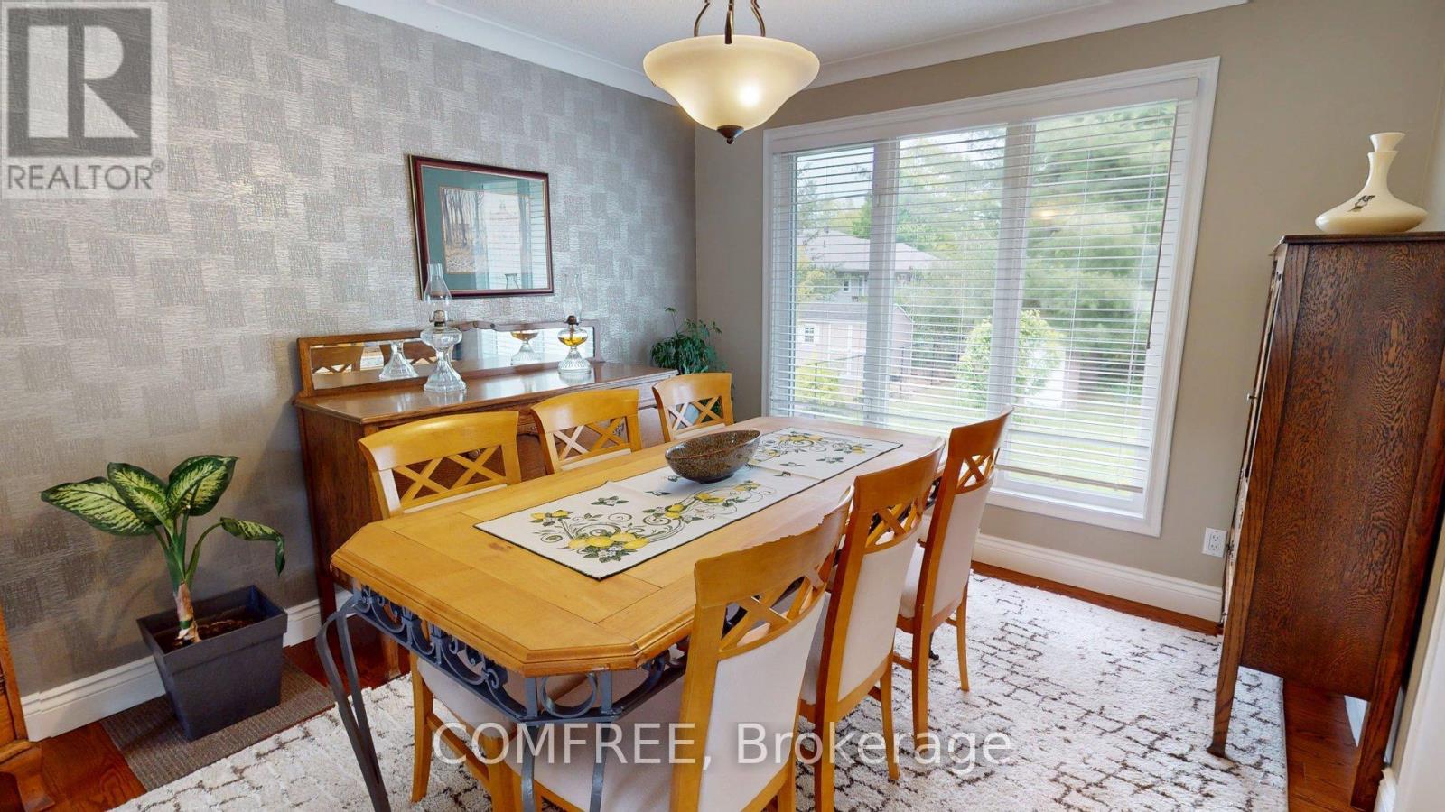 63 Bailey Crescent, Tiny, Ontario  L0L 2T0 - Photo 5 - S12212903