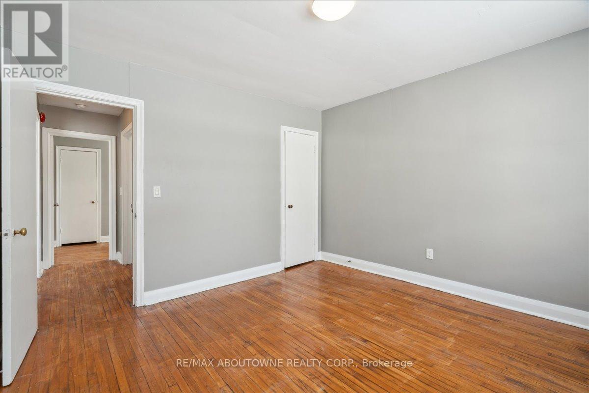 2 - 145 North Service Road E, Oakville, Ontario  L6H 1A3 - Photo 29 - W11970608