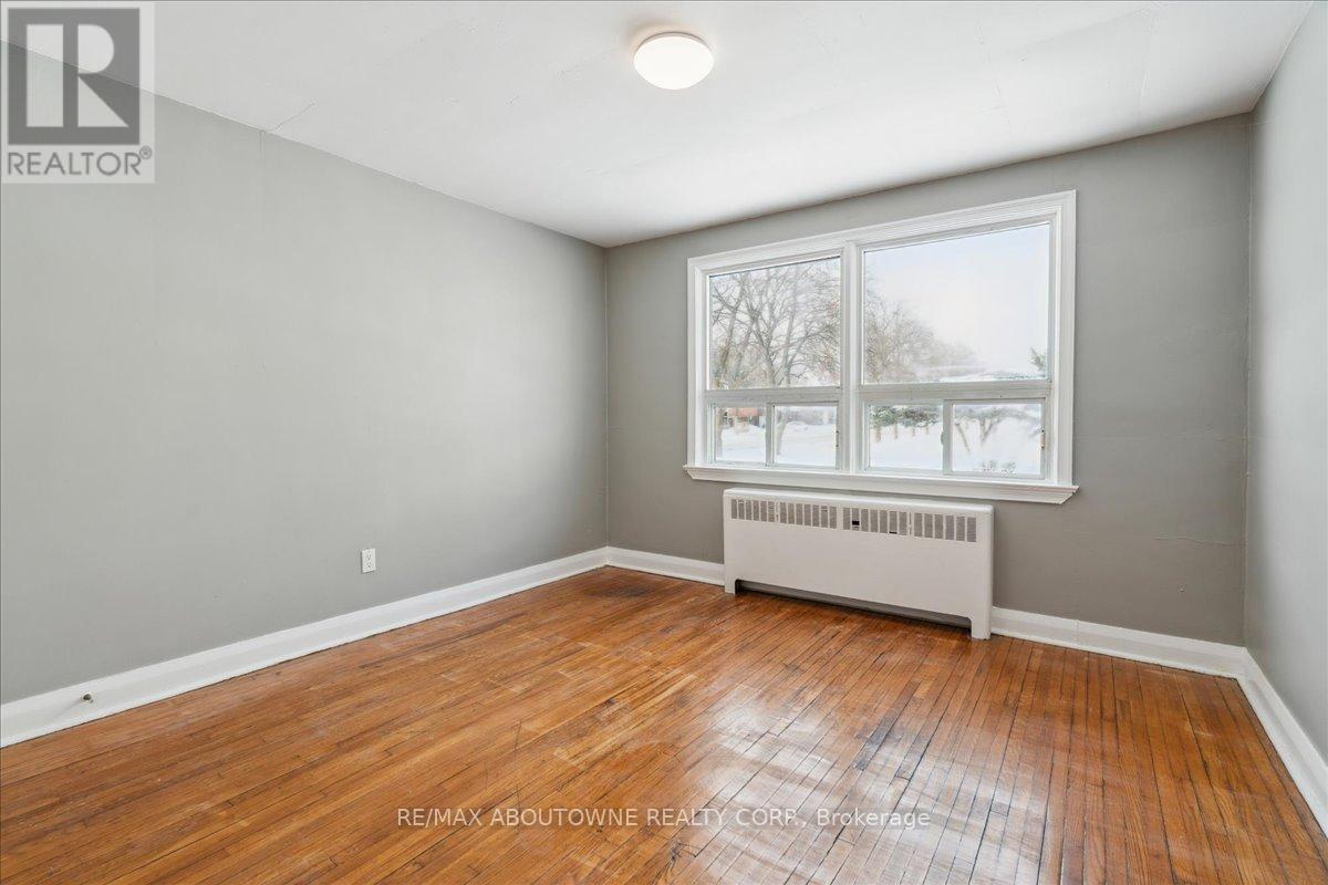 2 - 145 North Service Road E, Oakville, Ontario  L6H 1A3 - Photo 25 - W11970608