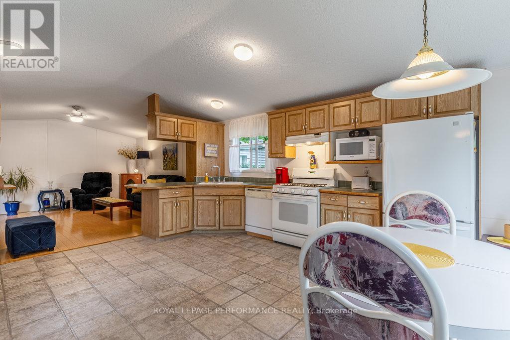 1080 Teena Colleen Private, Ottawa, Ontario  K4P 1C6 - Photo 18 - X12212746