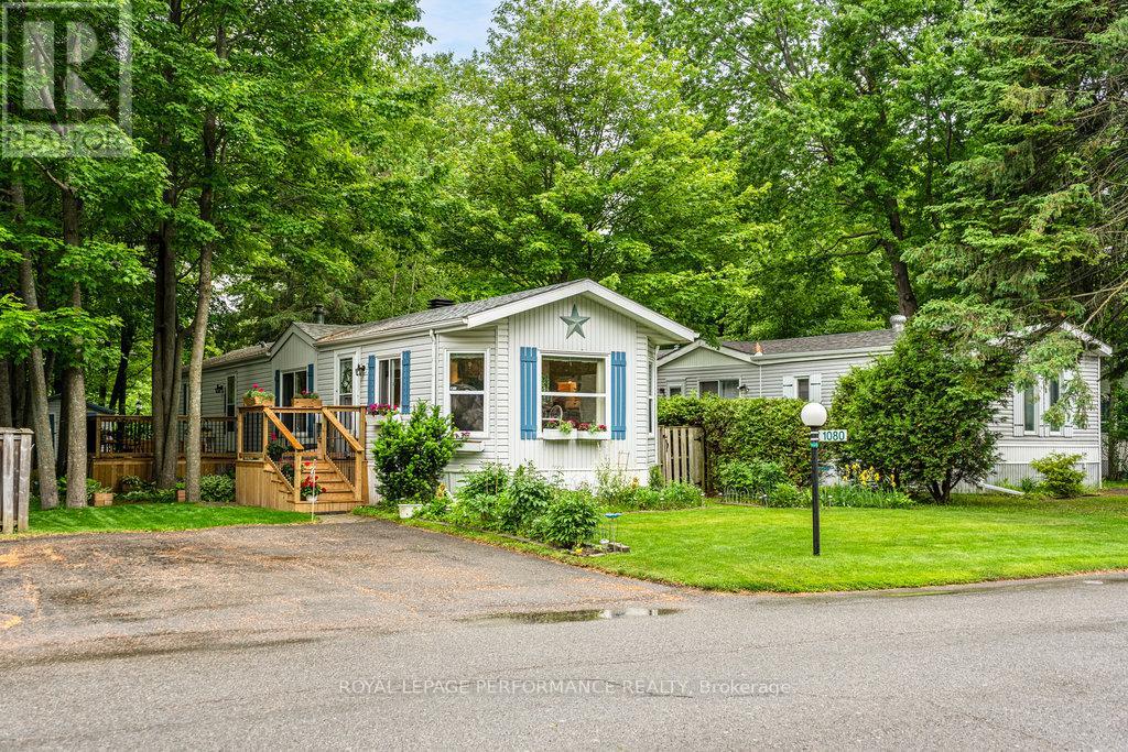 1080 Teena Colleen Private, Ottawa, Ontario  K4P 1C6 - Photo 2 - X12212746