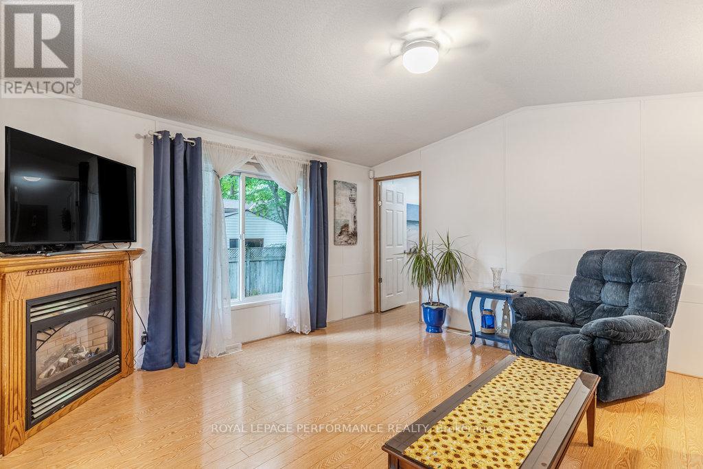1080 Teena Colleen Private, Ottawa, Ontario  K4P 1C6 - Photo 23 - X12212746