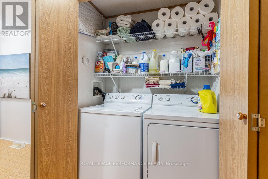 1080 Teena Colleen Private, Ottawa, Ontario  K4P 1C6 - Photo 35 - X12212746