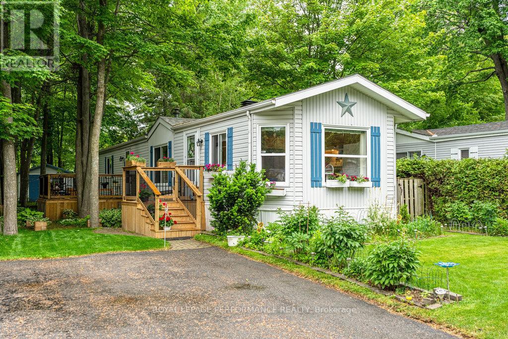 1080 Teena Colleen Private, Ottawa, Ontario  K4P 1C6 - Photo 5 - X12212746