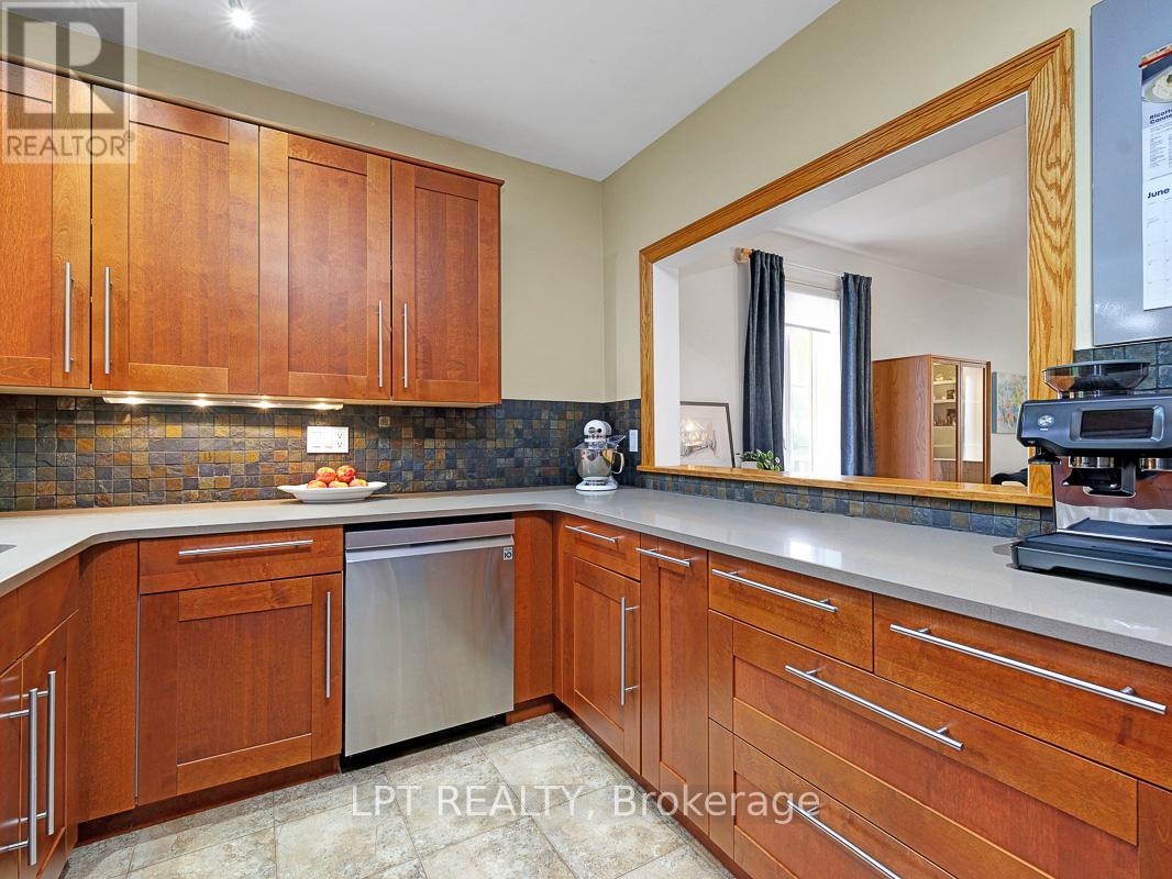 223 Cowley Avenue, Ottawa, Ontario  K1Y 0G8 - Photo 17 - X12212754
