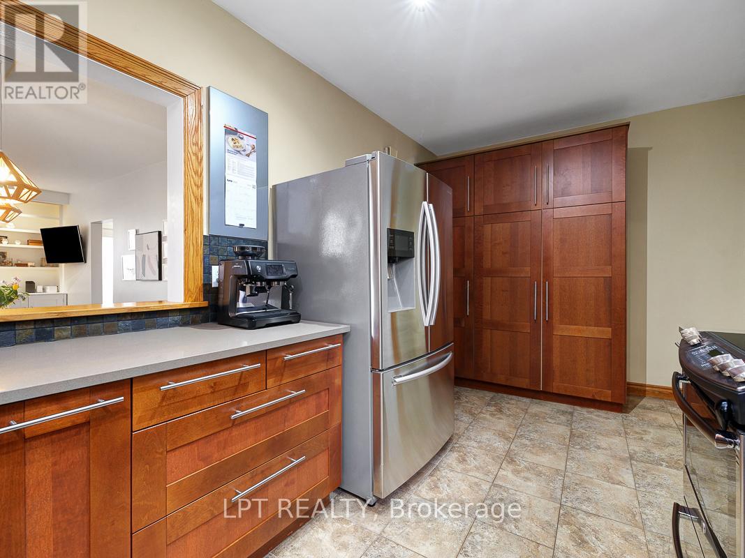 223 Cowley Avenue, Ottawa, Ontario  K1Y 0G8 - Photo 26 - X12212754