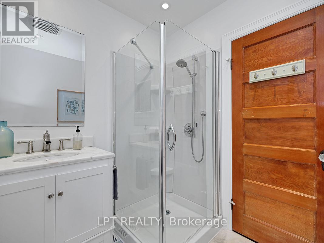 223 Cowley Avenue, Ottawa, Ontario  K1Y 0G8 - Photo 36 - X12212754