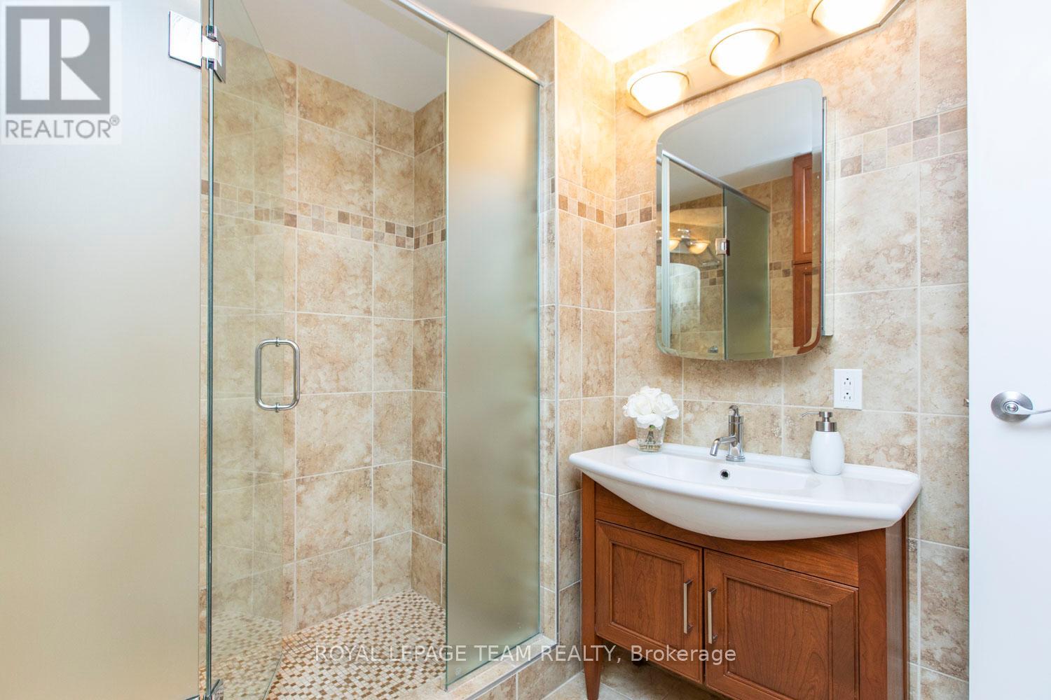 1108 - 90 George Street, Ottawa, Ontario  K1N 0A8 - Photo 18 - X12212847