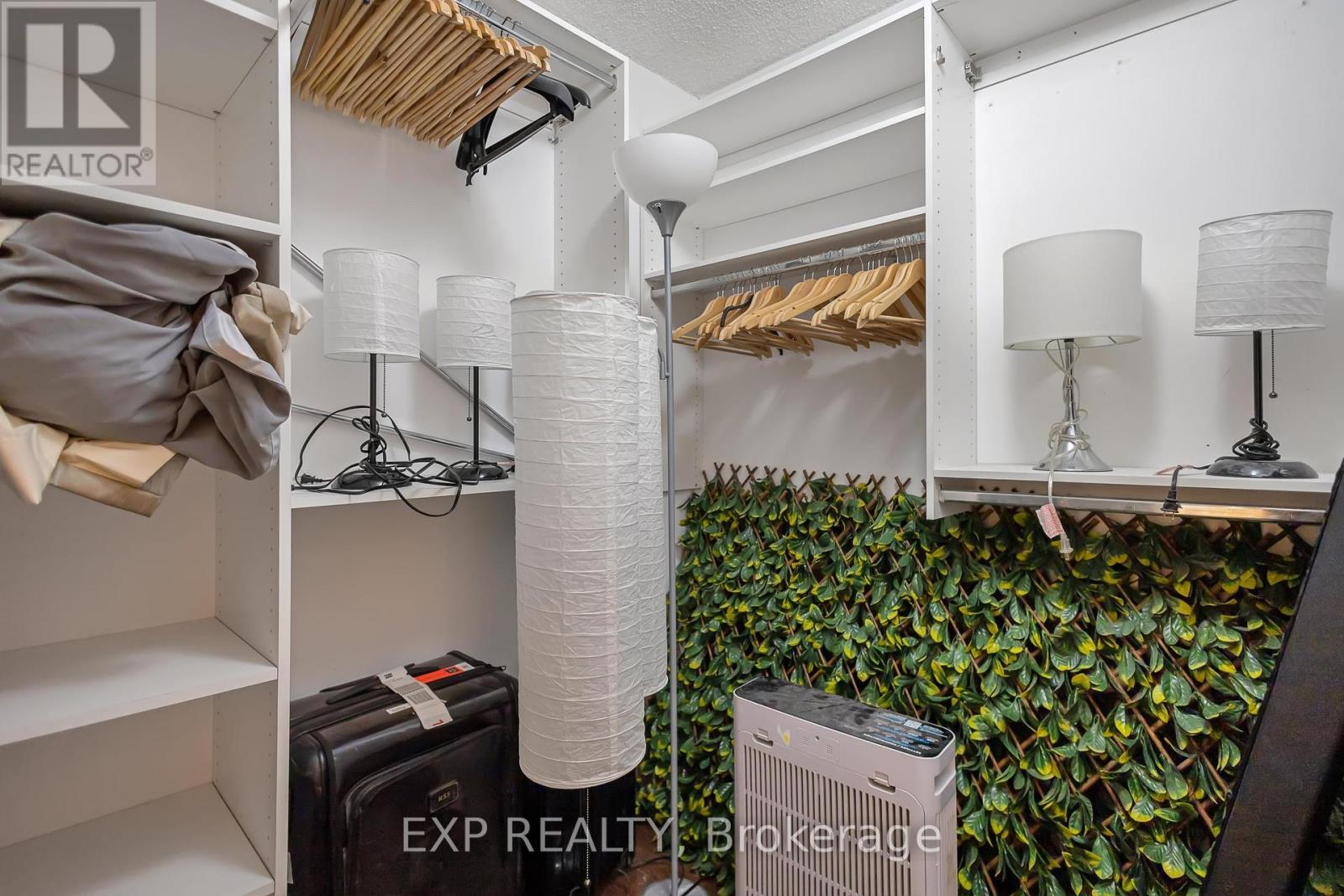 601 - 900 Yonge Street, Toronto (Annex), Ontario  M4W 3P5 - Photo 19 - C12212591
