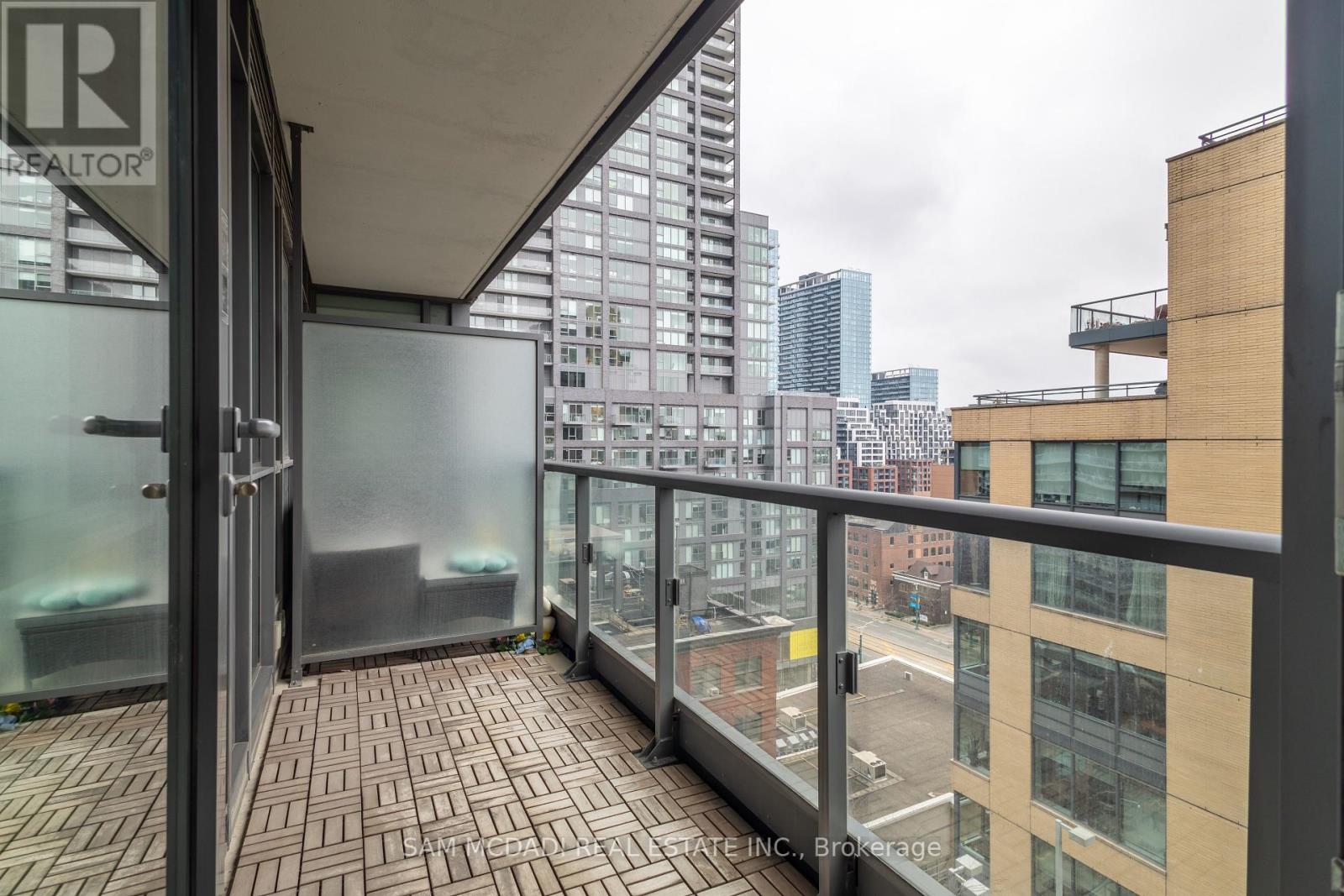 1108 - 8 Charlotte Street, Toronto (Waterfront Communities), Ontario  M5V 0K4 - Photo 15 - C12212595