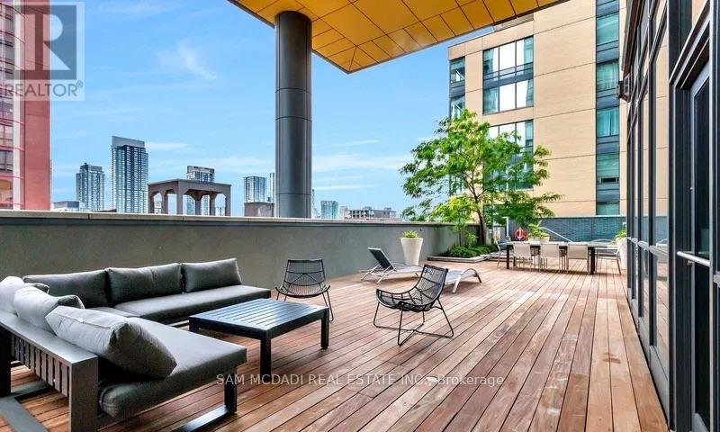 1108 - 8 Charlotte Street, Toronto (Waterfront Communities), Ontario  M5V 0K4 - Photo 19 - C12212595