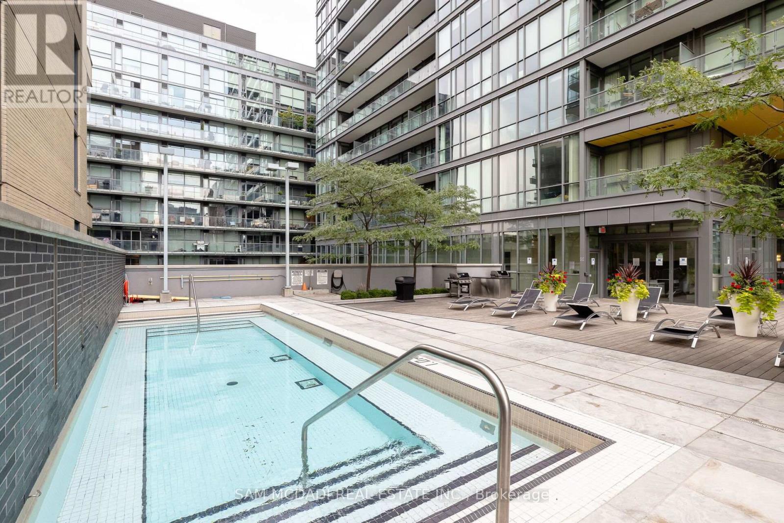 1108 - 8 Charlotte Street, Toronto (Waterfront Communities), Ontario  M5V 0K4 - Photo 20 - C12212595