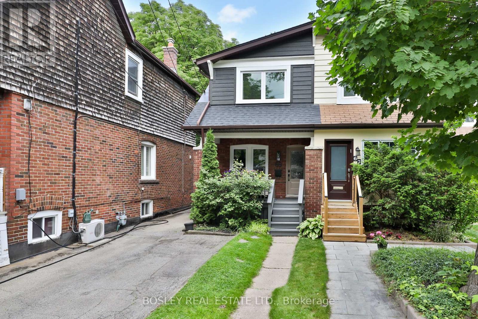 69 FORMAN AVENUE, Toronto, Ontario