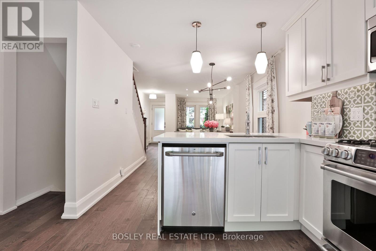 69 Forman Avenue, Toronto (Mount Pleasant East), Ontario  M4S 2R4 - Photo 15 - C12212600