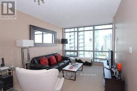 1809 - 5 Mariner Terrace, Toronto, Ontario  M5V 3V6 - Photo 8 - C12212611