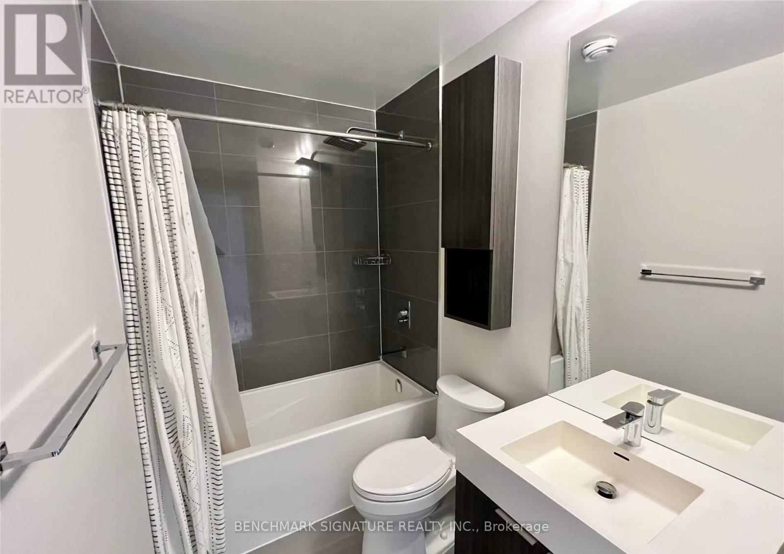 818 - 60 Tannery Road, Toronto, Ontario  M5A 0S8 - Photo 16 - C12212628