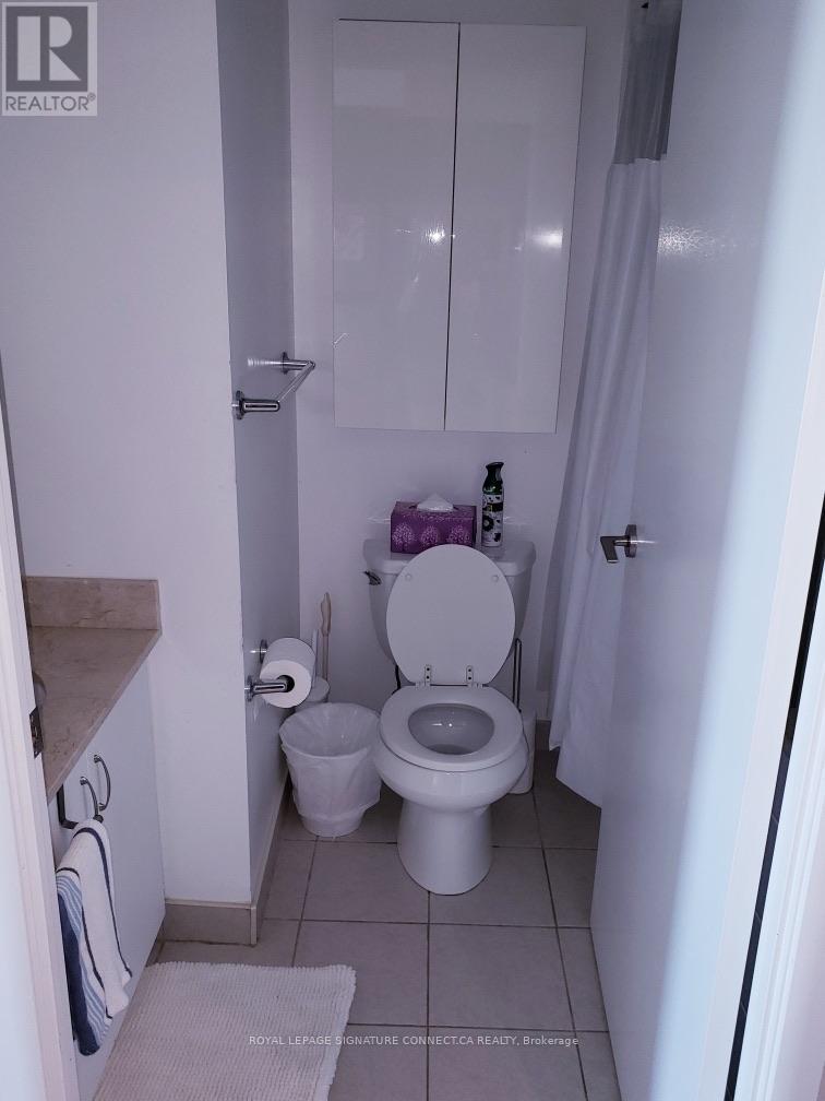 2706 - 215 Fort York Boulevard, Toronto (Niagara), Ontario  M5V 4A1 - Photo 7 - C12212632